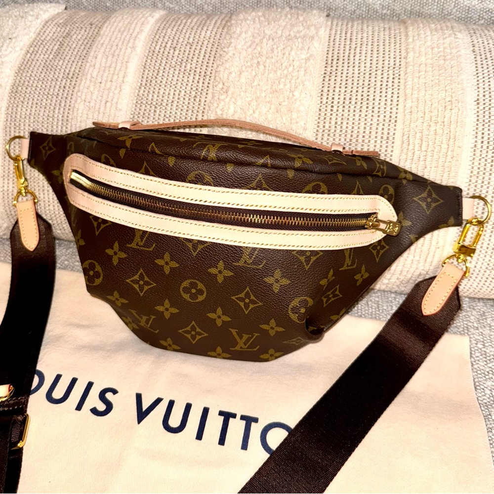 ❌ SOLD ❌ Monogram Bumbag Waist bag - Picture 1 of 15